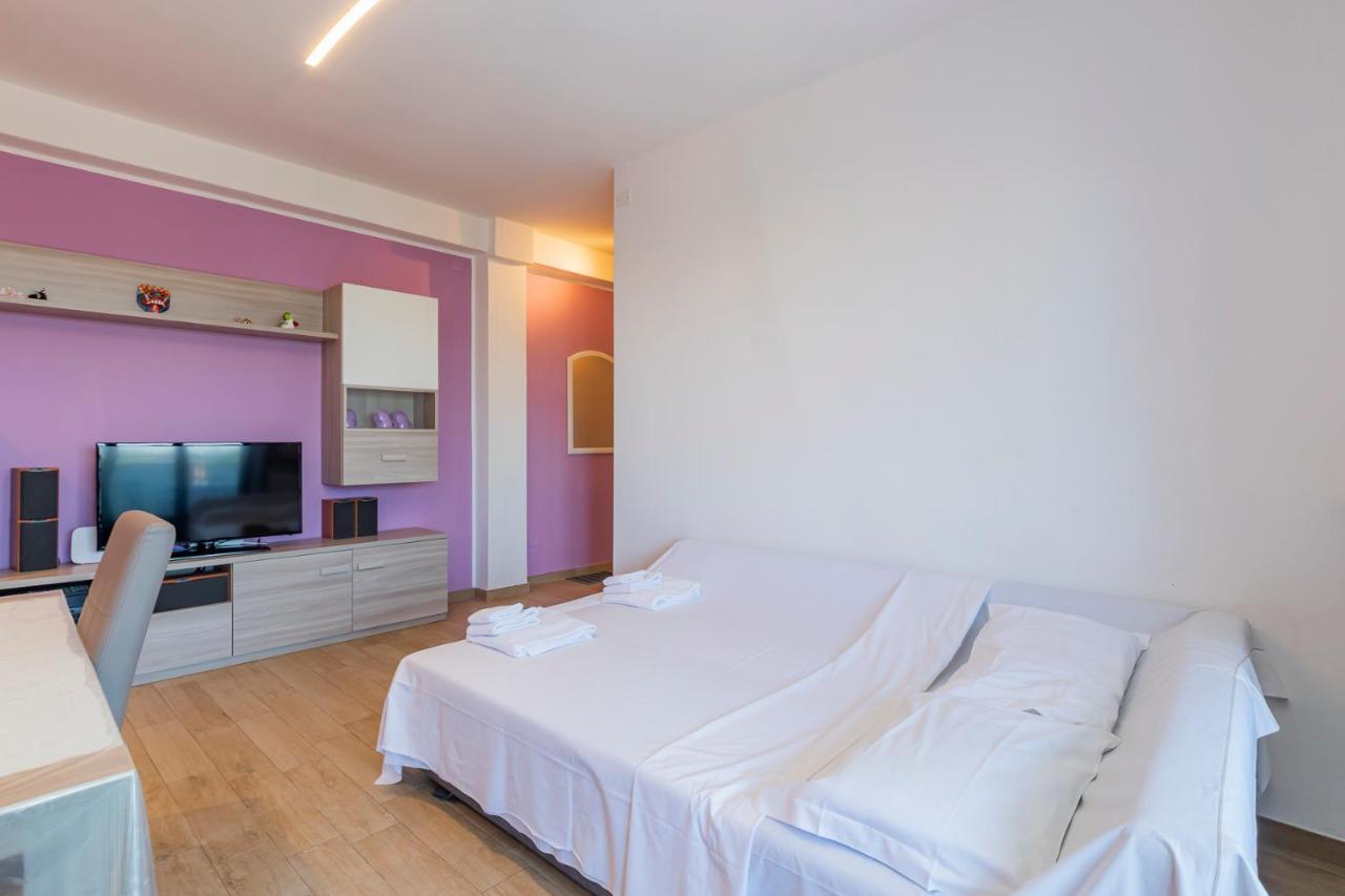 Big Apartment - Alcuino 7 Milano Dış mekan fotoğraf